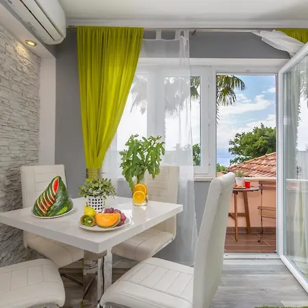 Appartement Mediterranean Terrace With Bbq, Swimming Pool And Sea View Njivice