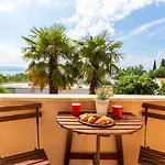 아파트 Mediterranean Terrace With Bbq, Swimming Pool And Sea View *