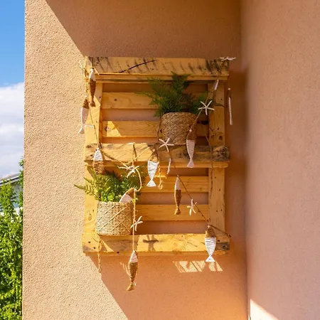 Mediterranean Terrace With Bbq, Swimming Pool And Sea View Njivice