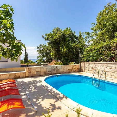 Mediterranean Terrace With Bbq, Swimming Pool And Sea View *