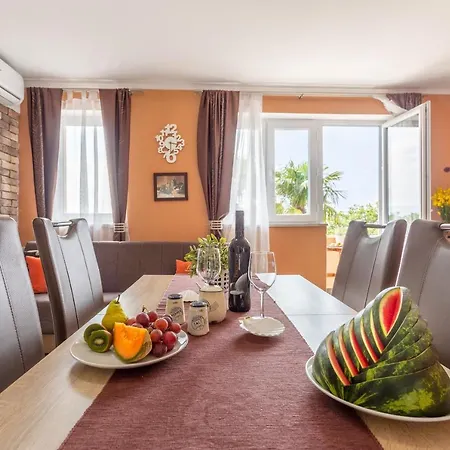 Mediterranean Terrace With Bbq, Swimming Pool And Sea View 奈维斯