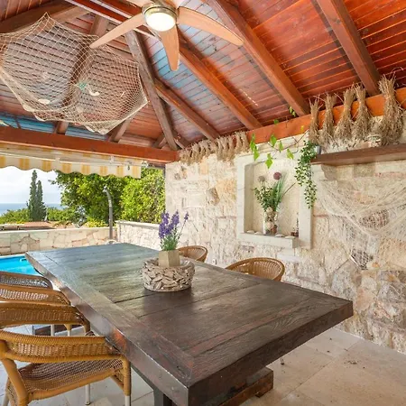 Apartman Mediterranean Terrace With Bbq, Swimming Pool And Sea View *