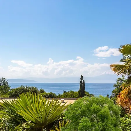 Apartman Mediterranean Terrace With Bbq, Swimming Pool And Sea View