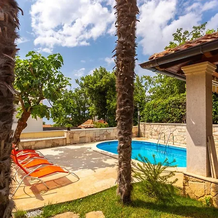 Mediterranean Terrace With Bbq, Swimming Pool And Sea View *