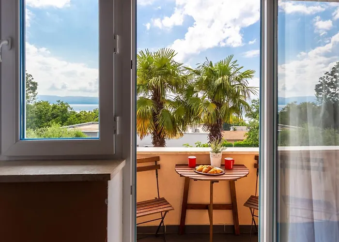 Mediterranean Terrace With Bbq, Swimming Pool And Sea View ニヴィーチェ