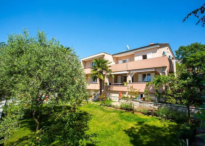 Mediterranean Terrace With Bbq, Swimming Pool And Sea View アパート