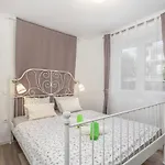 公寓 Mediterranean Terrace With Bbq, Swimming Pool And Sea View 奈维斯
