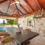 公寓 Mediterranean Terrace With Bbq, Swimming Pool And Sea View *