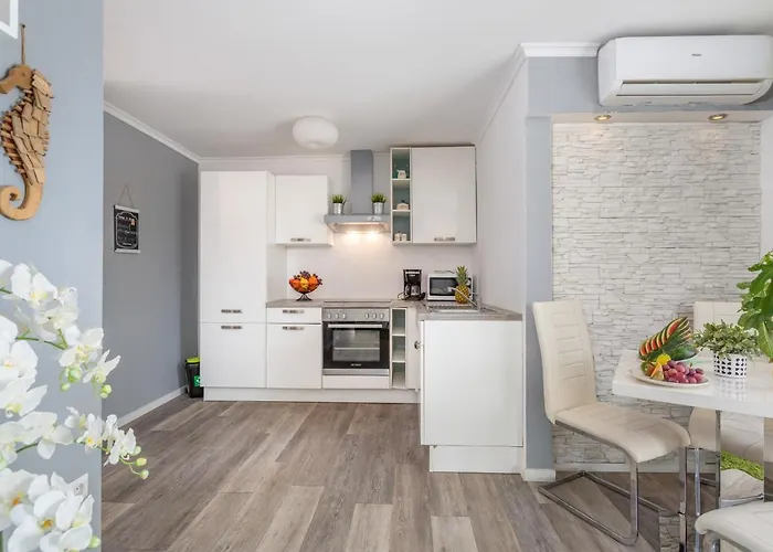 Mediterranean Terrace With Bbq, Swimming Pool And Sea View Apartment
