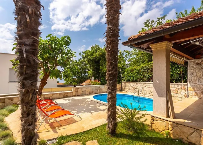 Mediterranean Terrace With Bbq, Swimming Pool And Sea View *