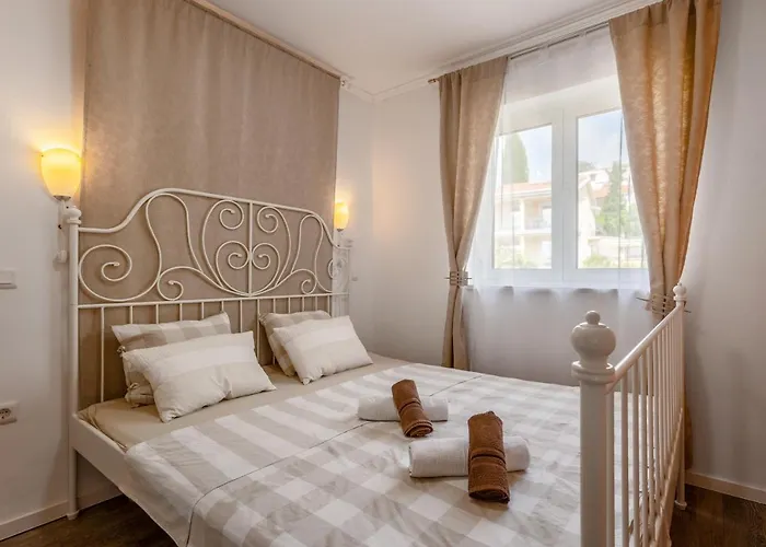 Mediterranean Terrace With Bbq, Swimming Pool And Sea View * Njivice